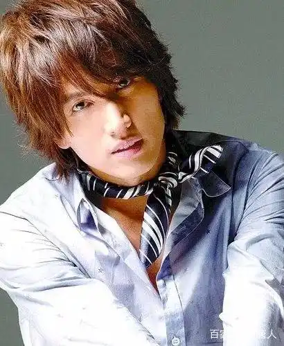 赵丽颖王宝强马天宇出身故事_娱乐圈家境贫寒明星名单_娱乐圈最可怜的明星